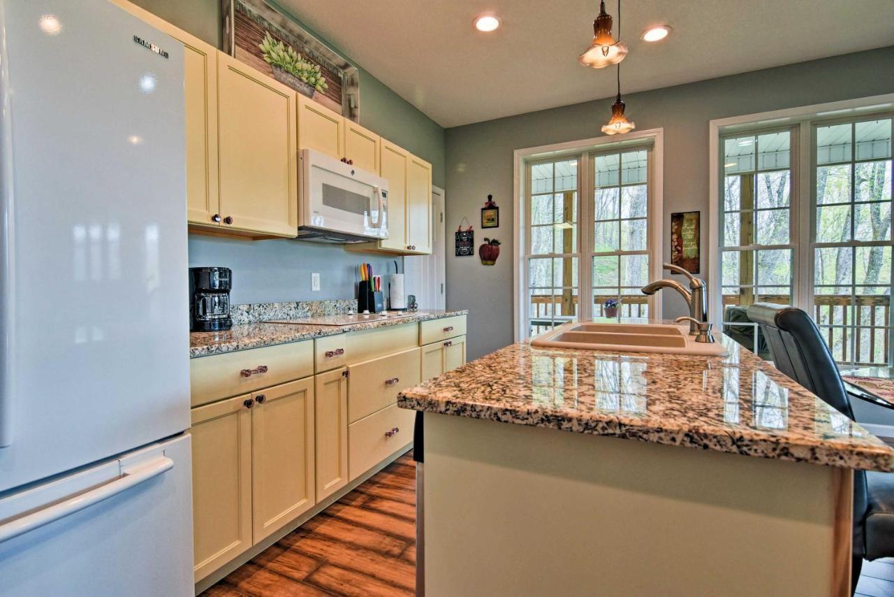 Blue Ridge Mountain Rental With Hot Tub And Gas Grill! Marshall Bagian luar foto